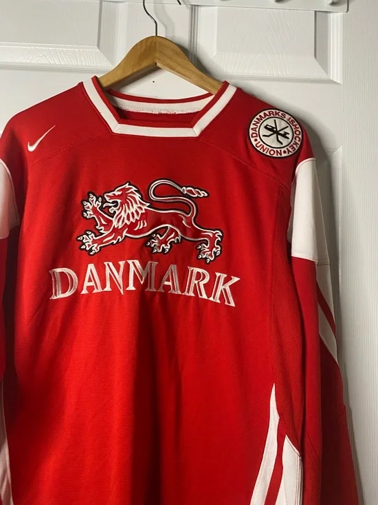 Vintage Nike Red and White Denmark Hockey Jersey with Lion Crest #7 - Picture 2 of 6